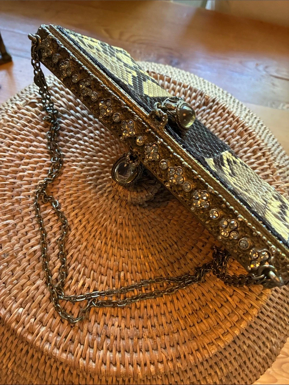 Clara Kasavina Snakeskin Crystal Pendant Ornate Clasp Clutch Evening Bag
